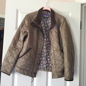 Patagonia olive waterproof barn jacket